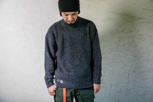 NH name wide knit
