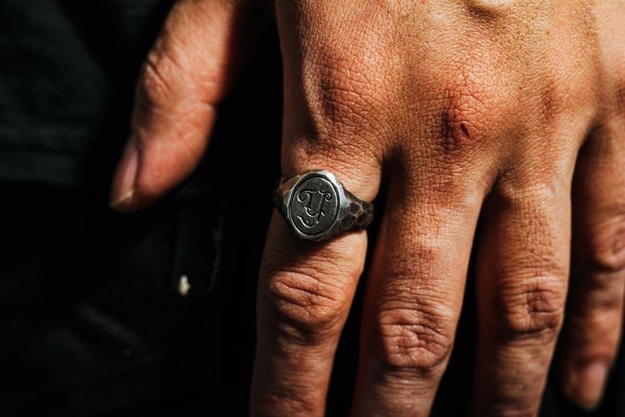 NOHEROES x YUJI signet ring - NOHEROES link:music:art