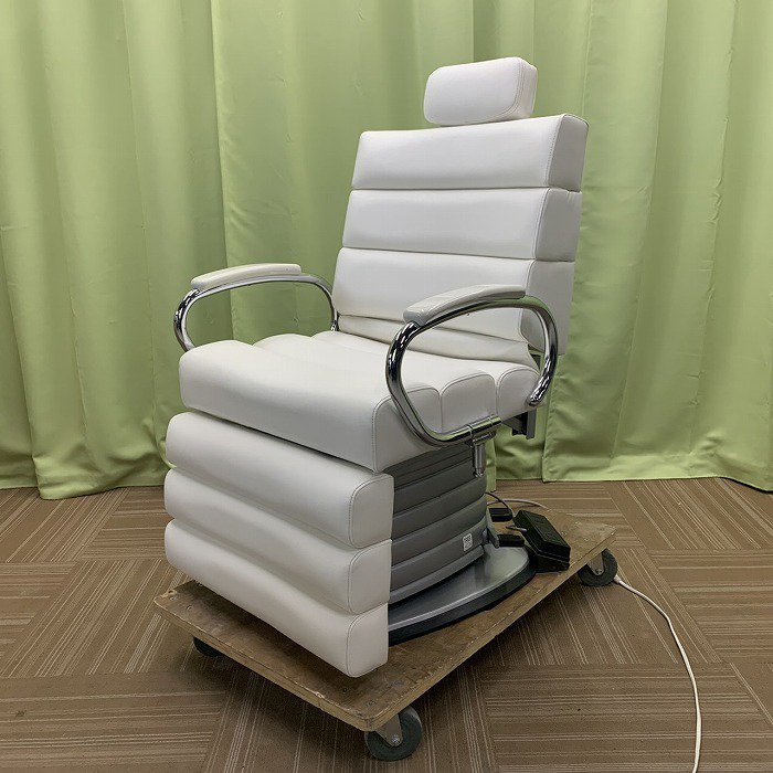 中古】滝川 車椅子対応シャンプー椅子『カリッサ』枕付 - 美容機器 
