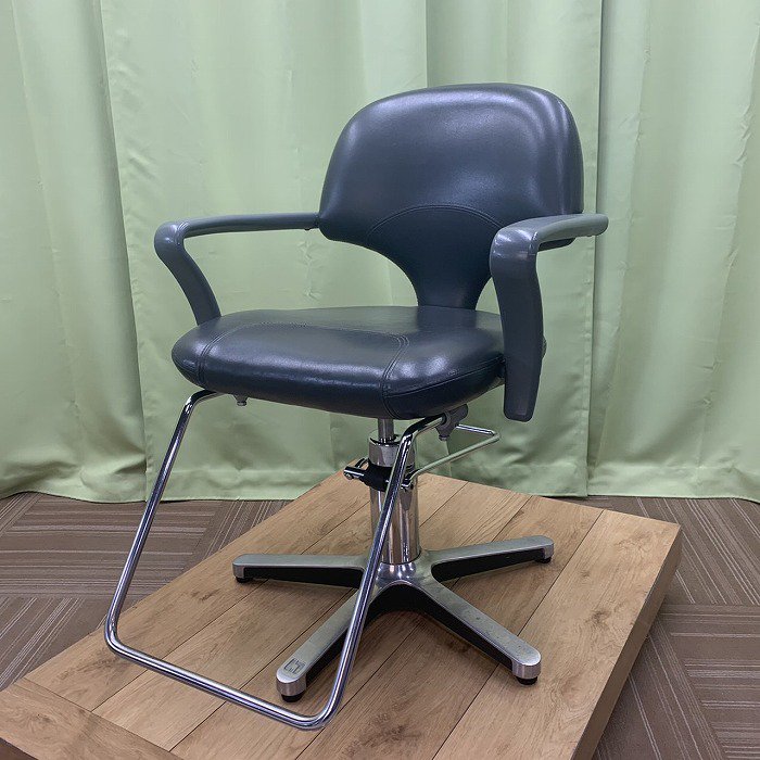 年明け処分予定 タカラベルモント 理容椅子 チェア 業務用 美容室 理容 
