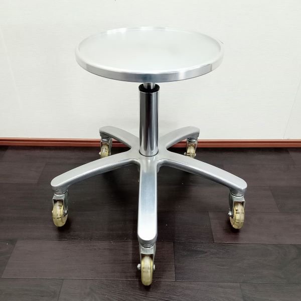 完売【中古】タカラベルモント スツール 『 D-STOOL（スツール）』 - 美容機器・理容機器の中古買取・販売専門店｜美容革命