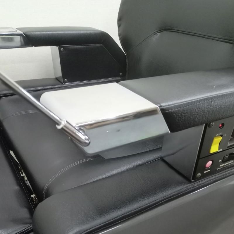 中古】タカラベルモント 理容椅子『PRIME HITECHNO(プライム