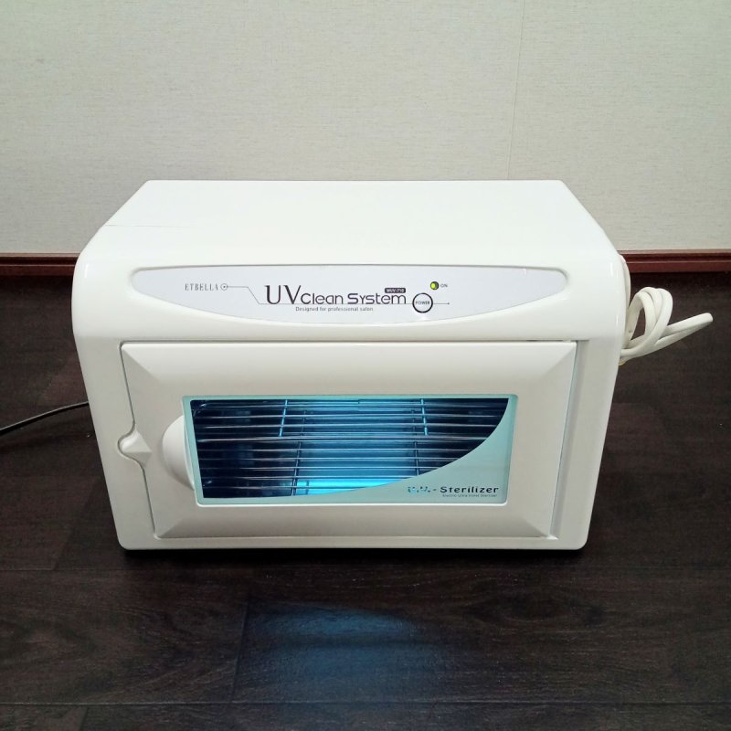 【中古】エトゥベラ 紫外線消毒器『 UVクリーンシステム WUV-710 』