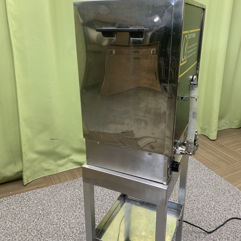 中古】ヤスター 『電気式タオルスチーマー ビヨンドエースI.C.7000N（架台付き）』 - 美容機器・理容機器の中古買取・販売専門店｜美容革命