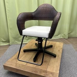 【中古•千葉発•引き取り】椅子 美容室 美容院 #04 中古•千葉発•引き取り】椅子 美容室 美容院 #04 中古•千葉発