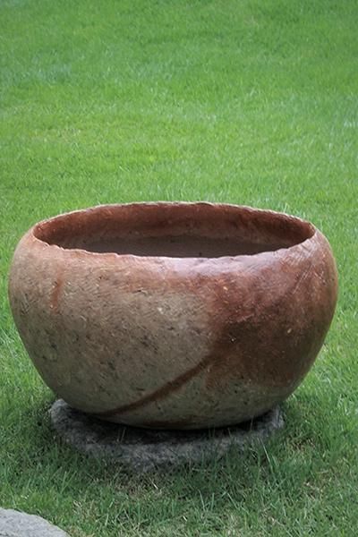 花ほうろ特注・備前睡蓮鉢 涼やかな一鉢に 花ほうろ特注・備前睡蓮鉢 涼やかな一鉢に