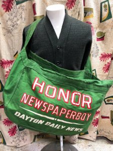 HONOR NEWSPAPERBOY DAYTON DAILY NEWS Newspaper Bag - USED VINTAGE