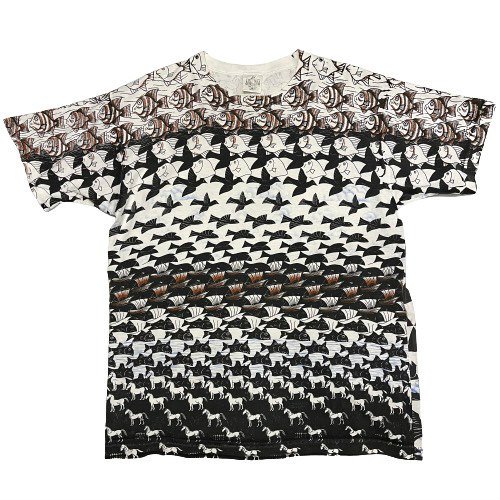 M.C ESCHER Patterned All Over S/S Tee Shirt WH Size XL   USED