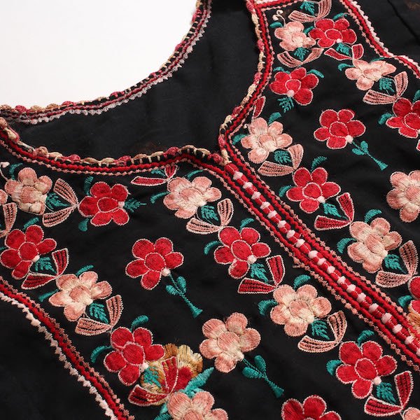 レディース] 70's~ ヴィンテージ バロチドレス ブラック 刺繍