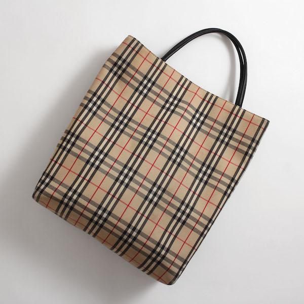 けくちは BURBERRY バーバリーの通販 by 江戸川散歩 shop｜バーバリー