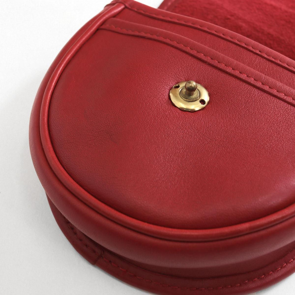 COACH ヴィンテージ エルゴ ミニ ジップ バッグ（レッド） Vintage Coach 9020 ERGO MINI ZIP '97 | ONE VINTAGE