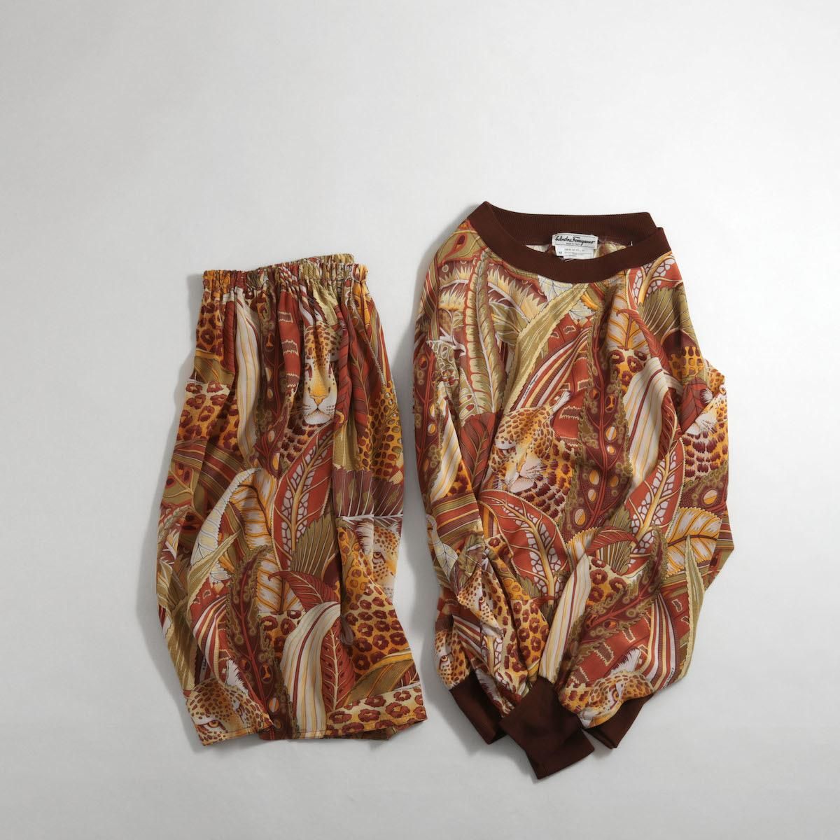 フェラガモ 花柄シルクトップス 属する XL美品