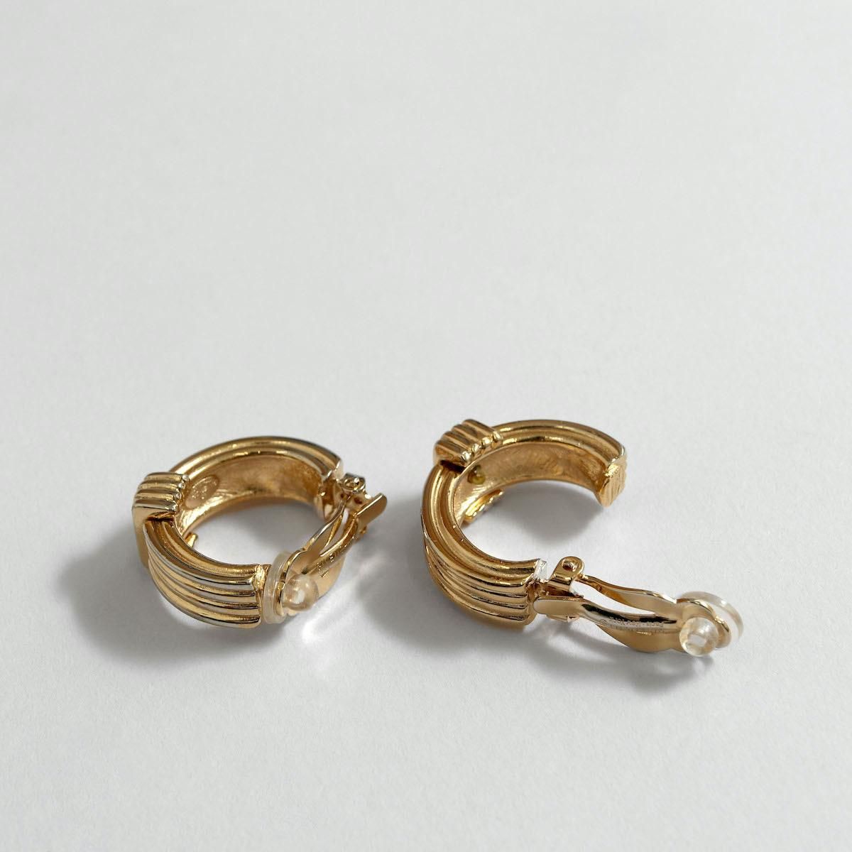 美品　GIVENCY ジバンシー　ピアス　フープ　ゴールド　ヴィンテージ レディース] ヴィンテージ ジバンシー ゴールドイヤリング