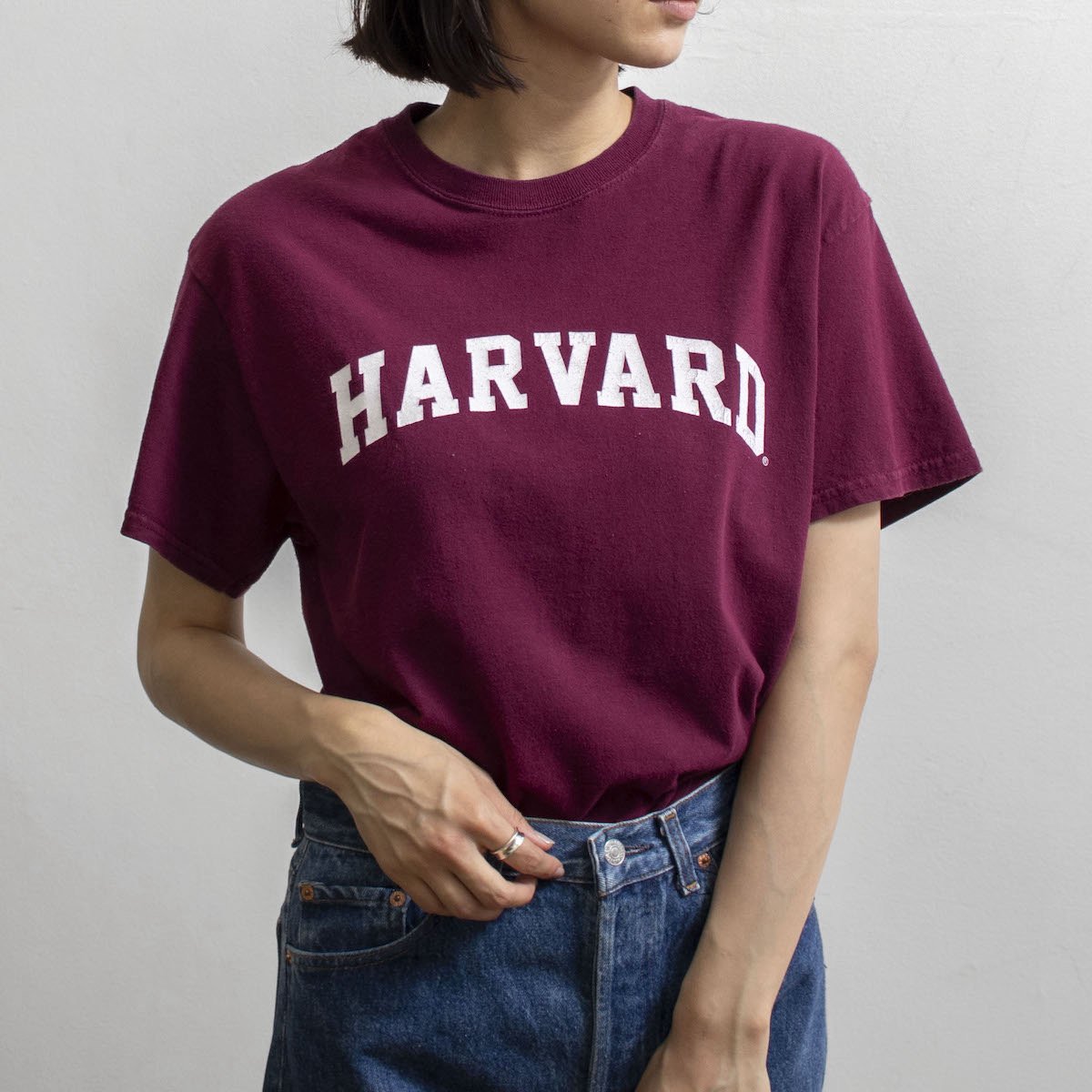 レディース] ユーズド ハーバード カレッジプリントTシャツ ボルドー