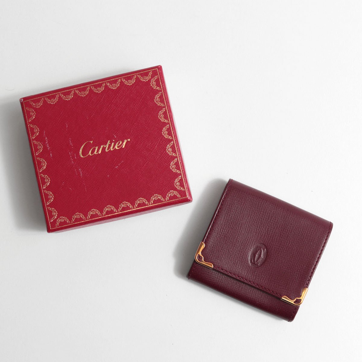 Cartier 財布 ダークレッド | www.innoveering.net