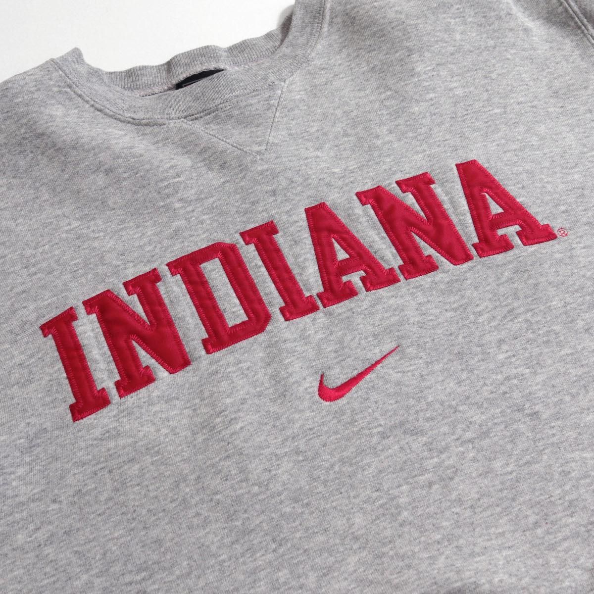 レディース] ビッグサイズ INDIANA スウェット 刺繍ワッペン 杢