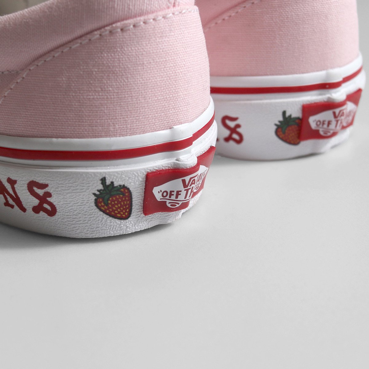 レディース] USA企画 サンプル品 VANS クラシックスリッポン サイド