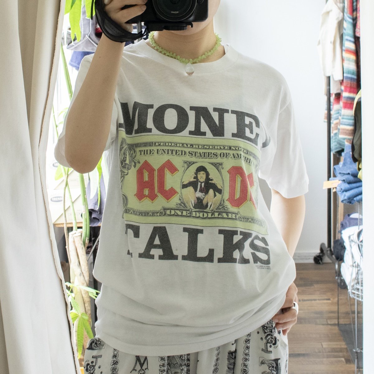 レディース] 1990s ヴィンテージ AC/DC MONEY TALKS ワールドツアーTシャツ バンド ブロッカム ホワイト 3260-1