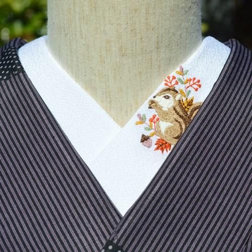【himeryu様 リクエスト】 半襟　5点おまとめ　※新品 連続梅 No.16052 刺繍半衿 / 正絹・塩瀬 / 袷用 / 白地×白