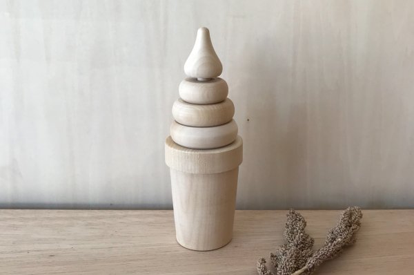 <img class='new_mark_img1' src='https://img.shop-pro.jp/img/new/icons14.gif' style='border:none;display:inline;margin:0px;padding:0px;width:auto;' />HANDCRAFTED WOODEN  ICE CREAM  STACKER