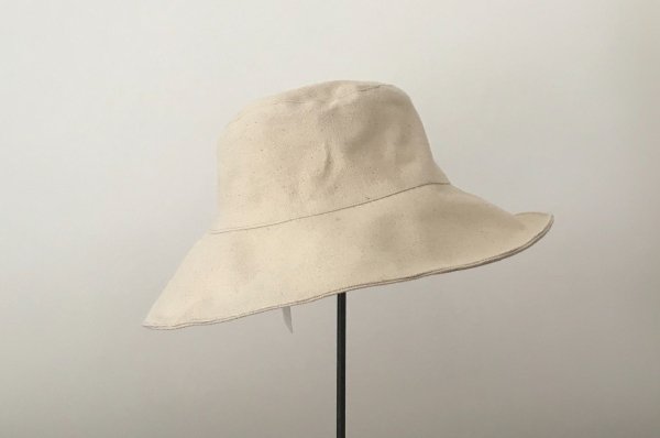 <img class='new_mark_img1' src='https://img.shop-pro.jp/img/new/icons34.gif' style='border:none;display:inline;margin:0px;padding:0px;width:auto;' />50%OFF Small Lot  CHILD'S CANVAS HAT | NATURAL