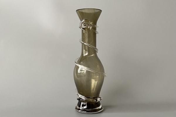 <img class='new_mark_img1' src='https://img.shop-pro.jp/img/new/icons14.gif' style='border:none;display:inline;margin:0px;padding:0px;width:auto;' />old glass vase  