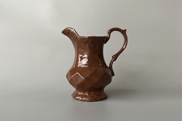 <img class='new_mark_img1' src='https://img.shop-pro.jp/img/new/icons14.gif' style='border:none;display:inline;margin:0px;padding:0px;width:auto;' />old ceramic  vase  