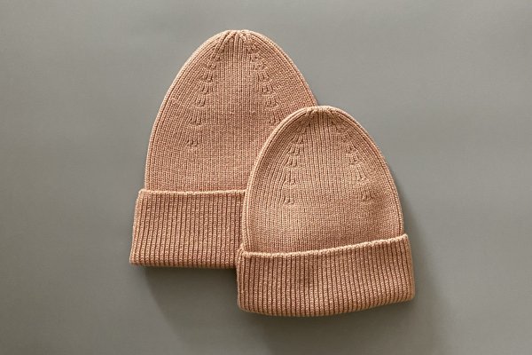 <img class='new_mark_img1' src='https://img.shop-pro.jp/img/new/icons14.gif' style='border:none;display:inline;margin:0px;padding:0px;width:auto;' />Hvid Knitwear BEANIE Salmon Kids&Adult