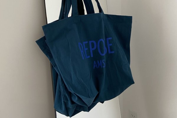 <img class='new_mark_img1' src='https://img.shop-pro.jp/img/new/icons14.gif' style='border:none;display:inline;margin:0px;padding:0px;width:auto;' />Repose.AMS Shopping Bag