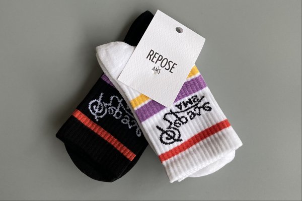 <img class='new_mark_img1' src='https://img.shop-pro.jp/img/new/icons14.gif' style='border:none;display:inline;margin:0px;padding:0px;width:auto;' />22AW Repose.AMS  sporty socks 2 pack logo multi stripe