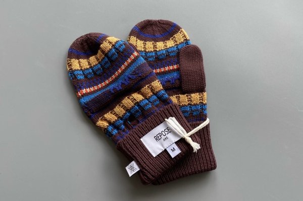 <img class='new_mark_img1' src='https://img.shop-pro.jp/img/new/icons14.gif' style='border:none;display:inline;margin:0px;padding:0px;width:auto;' />22AW Repose AMS knit gloves, graphic jacquard