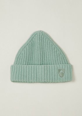 <img class='new_mark_img1' src='https://img.shop-pro.jp/img/new/icons14.gif' style='border:none;display:inline;margin:0px;padding:0px;width:auto;' />22AW Main Story Knitted Beanie Sea Foam