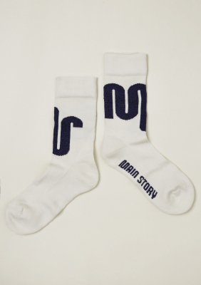 <img class='new_mark_img1' src='https://img.shop-pro.jp/img/new/icons16.gif' style='border:none;display:inline;margin:0px;padding:0px;width:auto;' />40%off AW23 Main Story Socks / Oat