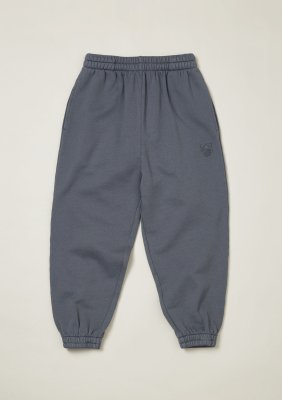<img class='new_mark_img1' src='https://img.shop-pro.jp/img/new/icons16.gif' style='border:none;display:inline;margin:0px;padding:0px;width:auto;' />40%off AW23 Main Story Jogging Pant Iron