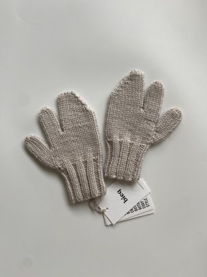 <img class='new_mark_img1' src='https://img.shop-pro.jp/img/new/icons14.gif' style='border:none;display:inline;margin:0px;padding:0px;width:auto;' />AW23 bieq NICOLE mittens - offwhite