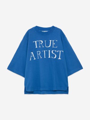 <img class='new_mark_img1' src='https://img.shop-pro.jp/img/new/icons14.gif' style='border:none;display:inline;margin:0px;padding:0px;width:auto;' />SS24 TRUE ARTIST T-shirt nº10 Sapphire Blue