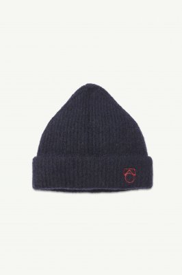 <img class='new_mark_img1' src='https://img.shop-pro.jp/img/new/icons14.gif' style='border:none;display:inline;margin:0px;padding:0px;width:auto;' />AW24 Main Story Beanie / Navy Knit