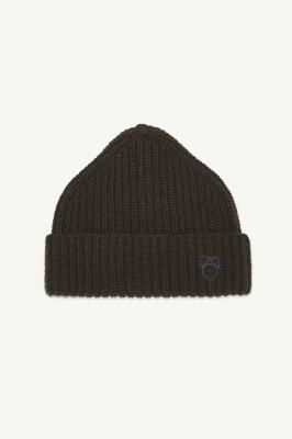 <img class='new_mark_img1' src='https://img.shop-pro.jp/img/new/icons14.gif' style='border:none;display:inline;margin:0px;padding:0px;width:auto;' />AW25 Main Story Beanie - Dark Chocolate