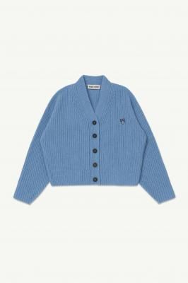 <img class='new_mark_img1' src='https://img.shop-pro.jp/img/new/icons14.gif' style='border:none;display:inline;margin:0px;padding:0px;width:auto;' />AW25 Main Story Cardigan - Blue