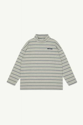 <img class='new_mark_img1' src='https://img.shop-pro.jp/img/new/icons14.gif' style='border:none;display:inline;margin:0px;padding:0px;width:auto;' />AW25 Main Story Roll Neck Rib Top - Grey Melange stripe