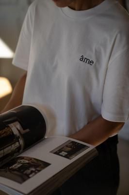 <img class='new_mark_img1' src='https://img.shop-pro.jp/img/new/icons14.gif' style='border:none;display:inline;margin:0px;padding:0px;width:auto;' />ame staff tee - Off White