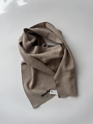 <img class='new_mark_img1' src='https://img.shop-pro.jp/img/new/icons14.gif' style='border:none;display:inline;margin:0px;padding:0px;width:auto;' />AW25 ALBUM DI FAMIGLIA CHILD - ROO JP Scarf (MARRON GLACE)
