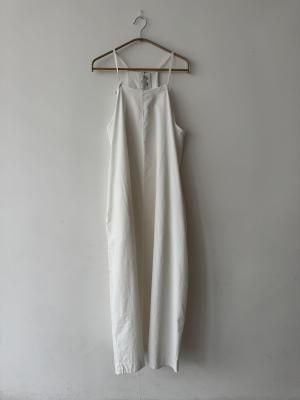 <img class='new_mark_img1' src='https://img.shop-pro.jp/img/new/icons14.gif' style='border:none;display:inline;margin:0px;padding:0px;width:auto;' />AW25 ALBUM DI FAMIGLIA - SKIRT SALOPETTE V Skirt (MILK)