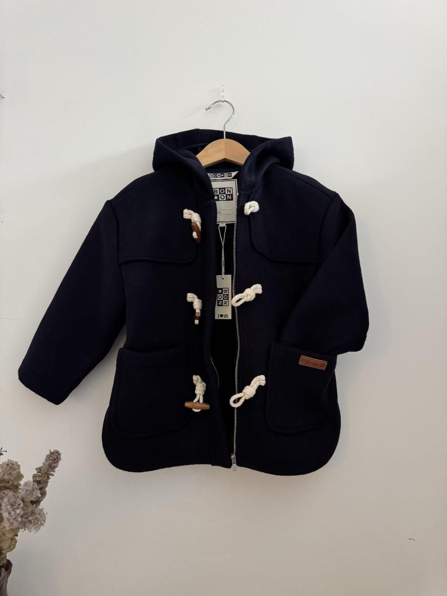 <img class='new_mark_img1' src='https://img.shop-pro.jp/img/new/icons14.gif' style='border:none;display:inline;margin:0px;padding:0px;width:auto;' />AW25 BONTON VMANTEAU Duffle - Marine