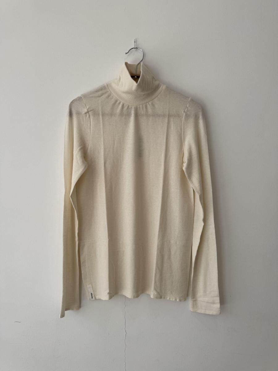 <img class='new_mark_img1' src='https://img.shop-pro.jp/img/new/icons14.gif' style='border:none;display:inline;margin:0px;padding:0px;width:auto;' />AW25 Aiayu Gentle turtleneck cashmere - Pure Ecru
