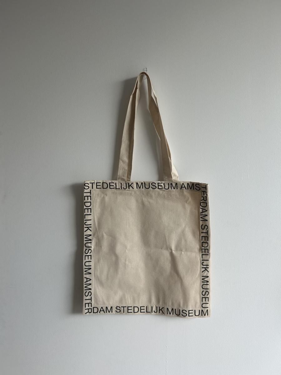 <img class='new_mark_img1' src='https://img.shop-pro.jp/img/new/icons14.gif' style='border:none;display:inline;margin:0px;padding:0px;width:auto;' />Stedelijk Museum Amsterdam Eco Bag