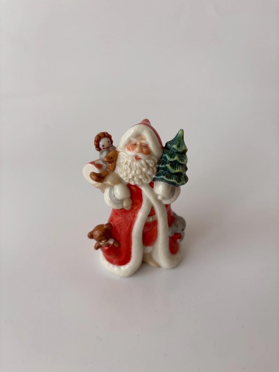 <img class='new_mark_img1' src='https://img.shop-pro.jp/img/new/icons14.gif' style='border:none;display:inline;margin:0px;padding:0px;width:auto;' />Royal Copenhagen 2002 Annual Santa