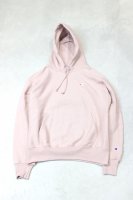 Champion-REVERSE WEAVE HOODIE(ROSE)<img class='new_mark_img2' src='https://img.shop-pro.jp/img/new/icons5.gif' style='border:none;display:inline;margin:0px;padding:0px;width:auto;' />