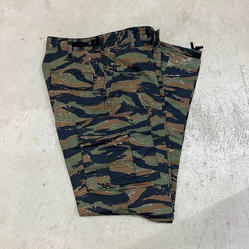 ROTHCO-BDU PANTS(TIGER STRIPE CAMO)<img class='new_mark_img2' src='https://img.shop-pro.jp/img/new/icons5.gif' style='border:none;display:inline;margin:0px;padding:0px;width:auto;' />
