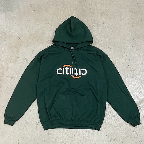 LOCKER ROOM-CITY2CITY HOODIE(FOREST GREEN)<20%OFF><img class='new_mark_img2' src='https://img.shop-pro.jp/img/new/icons5.gif' style='border:none;display:inline;margin:0px;padding:0px;width:auto;' />